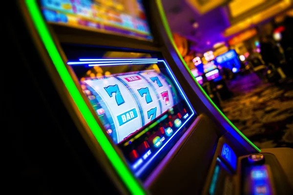 Indonesia Lottery ticket selection interface on heroslot77 login